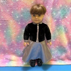 PLEASANT COMPANY American Girl Molly doll 90’s RETIRED